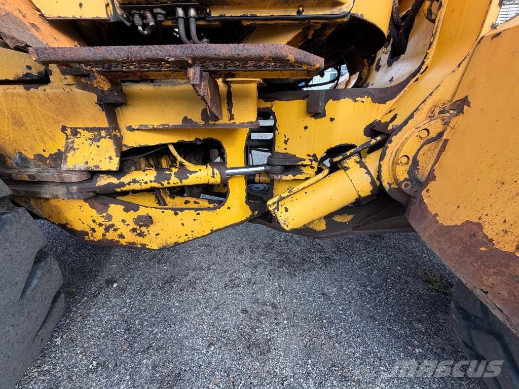 Volvo BM L120 Kolesni nakladalci