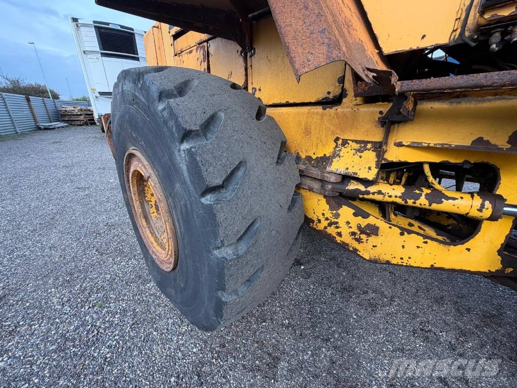 Volvo BM L120 Kolesni nakladalci