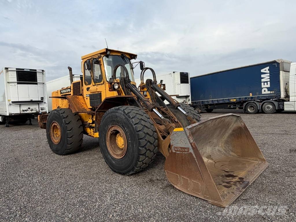 Volvo BM L120 Kolesni nakladalci