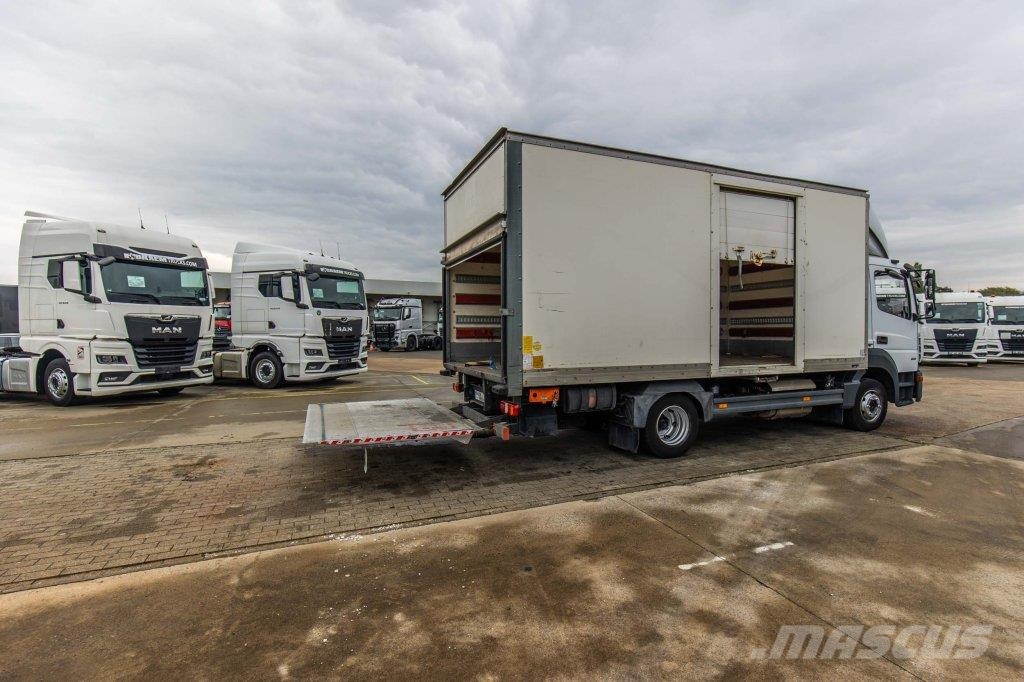 Mercedes-Benz ATEGO 918+DHOLLANDIA Camiones con caja de remolque