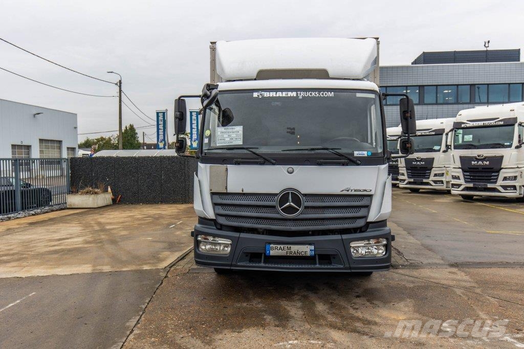 Mercedes-Benz ATEGO 918+DHOLLANDIA 貨箱式卡車