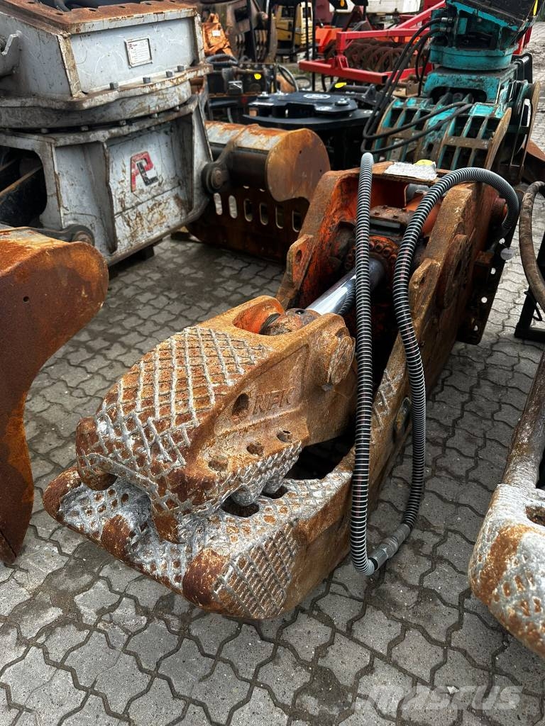 NPK G12 forknuser Q60 Građevinske drobilice