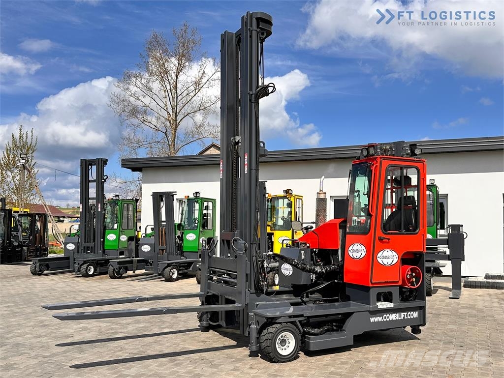 Combilift C4000 / TRIPLEX / 9300MM / FREE LIFT / FORK POSITI Nelitietrukit