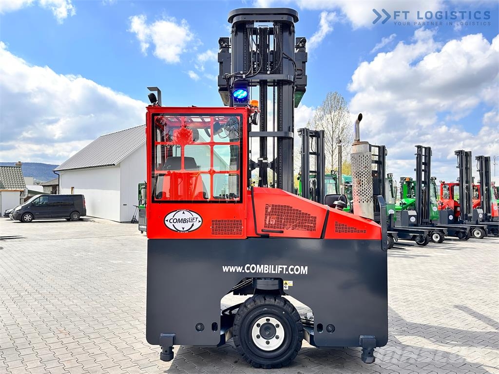 Combilift C4000 / TRIPLEX / 9300MM / FREE LIFT / FORK POSITI Nelitietrukit