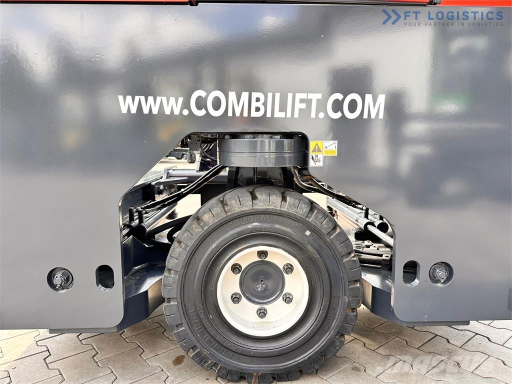 Combilift C4000 / TRIPLEX / 9300MM / FREE LIFT / FORK POSITI Nelitietrukit