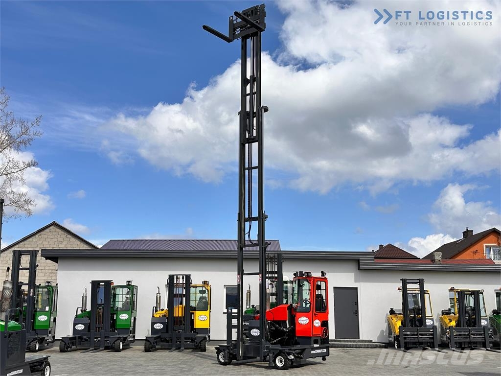 Combilift C4000 / TRIPLEX / 9300MM / FREE LIFT / FORK POSITI Nelitietrukit