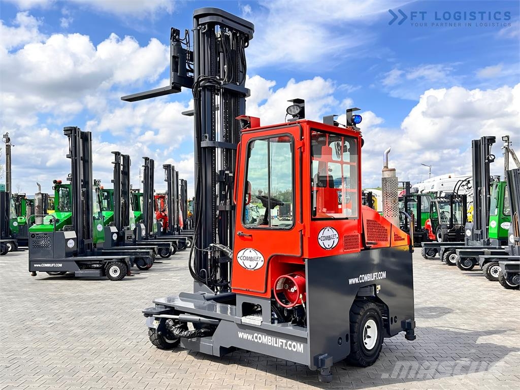 Combilift C4000 / TRIPLEX / 9300MM / FREE LIFT / FORK POSITI Nelitietrukit