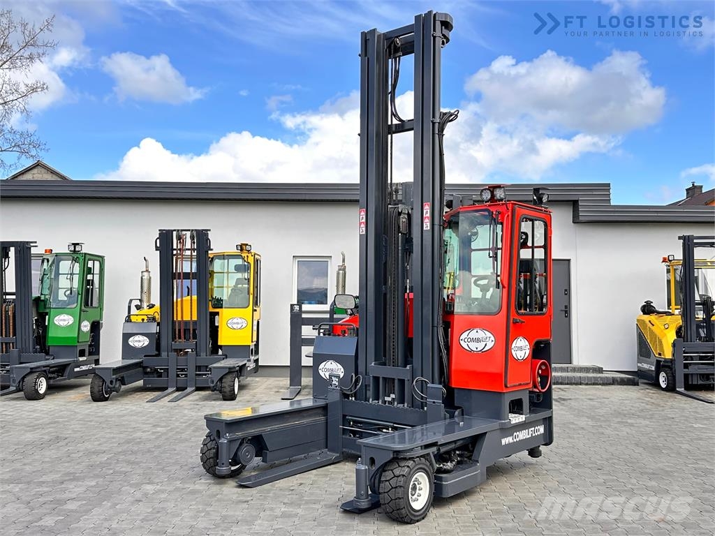 Combilift C4000 / TRIPLEX / 9300MM / FREE LIFT / FORK POSITI Nelitietrukit