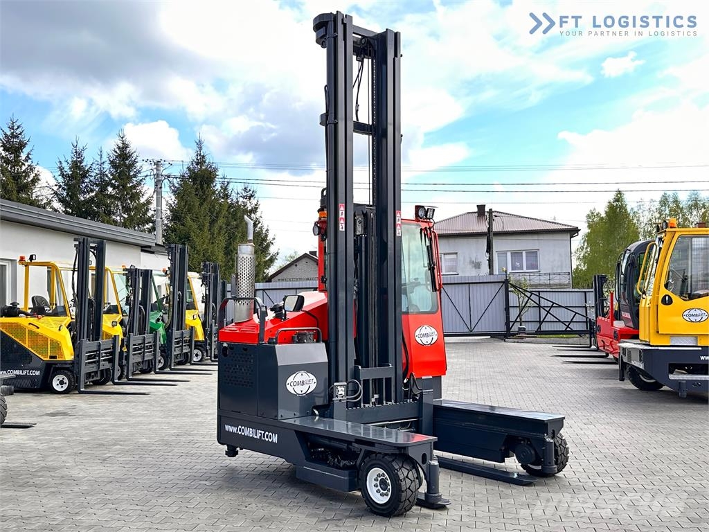Combilift C4000 / TRIPLEX / 9300MM / FREE LIFT / FORK POSITI Nelitietrukit