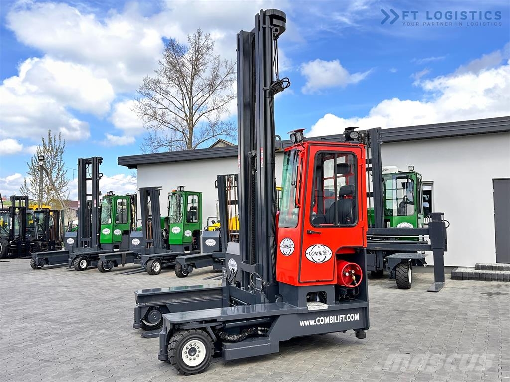 Combilift C4000 / TRIPLEX / 9300MM / FREE LIFT / FORK POSITI Nelitietrukit