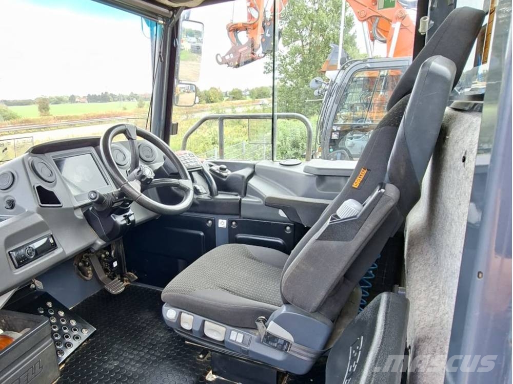 Bell B 30 E NB-5 Knik dumptrucks