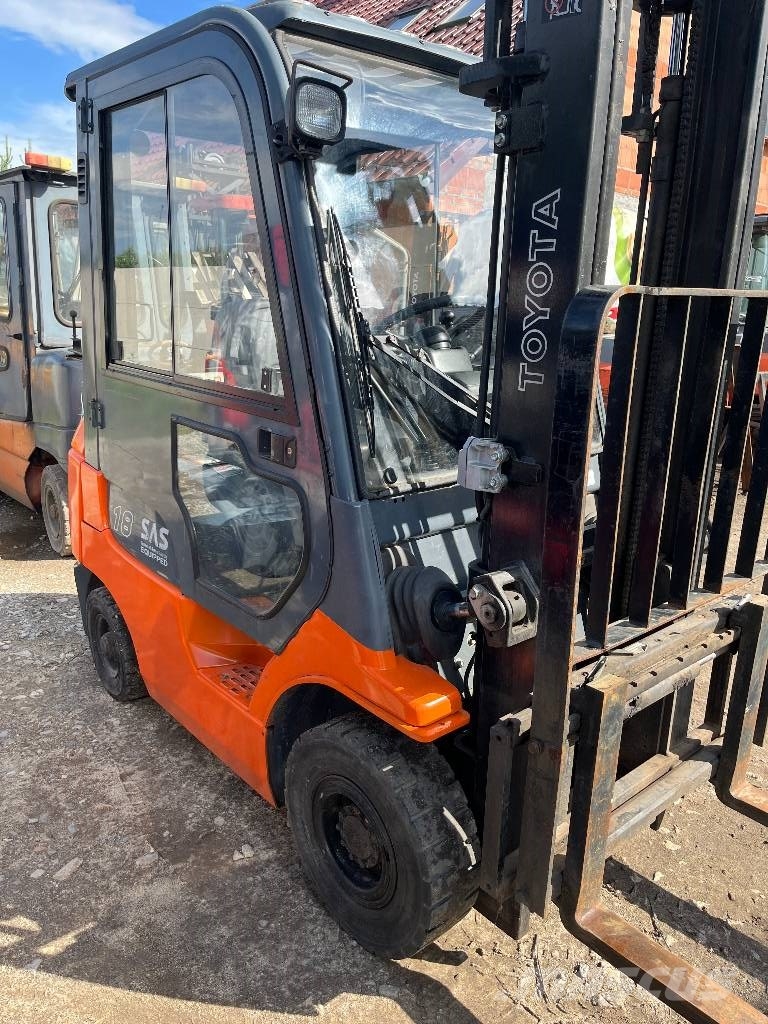 Toyota 7FGF18 Carretillas LPG