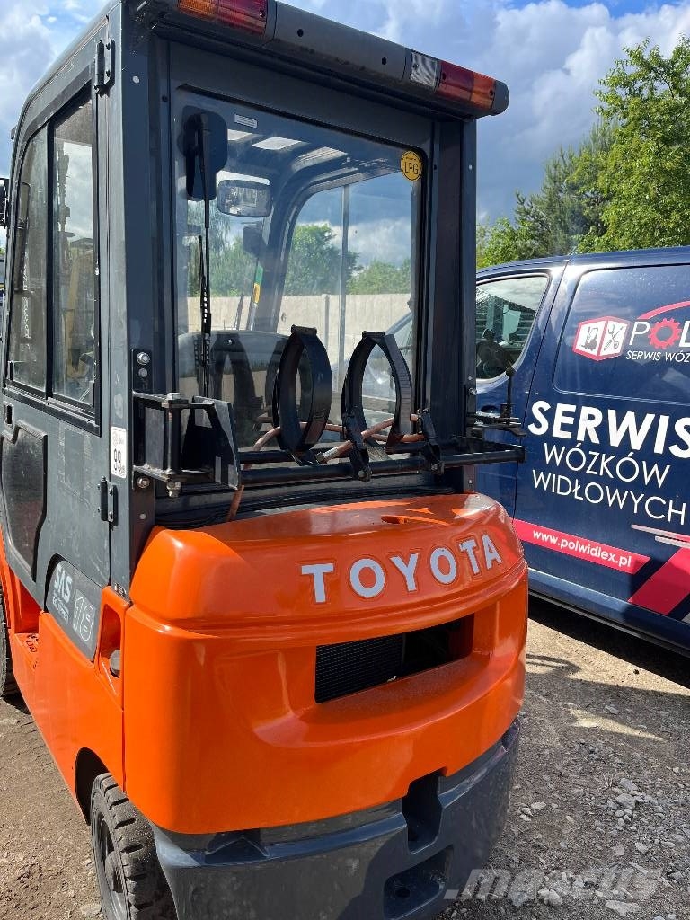 Toyota 7FGF18 Carretillas LPG