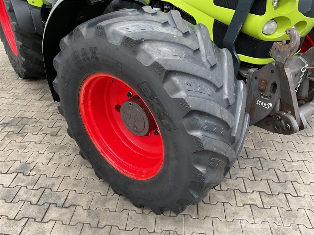 CLAAS Arion 630 트랙터