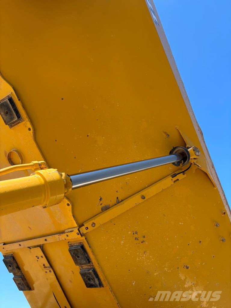 Bell B 45 E (Tailgate Available) Dúmpers articulados