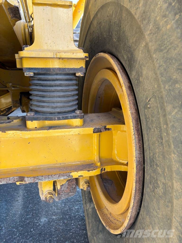 Bell B 45 E (Tailgate Available) Dúmpers articulados