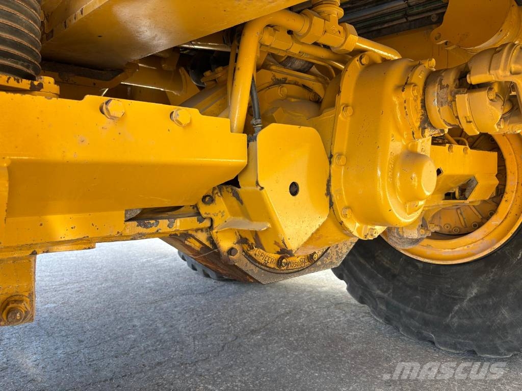 Bell B 45 E (Tailgate Available) Dúmpers articulados
