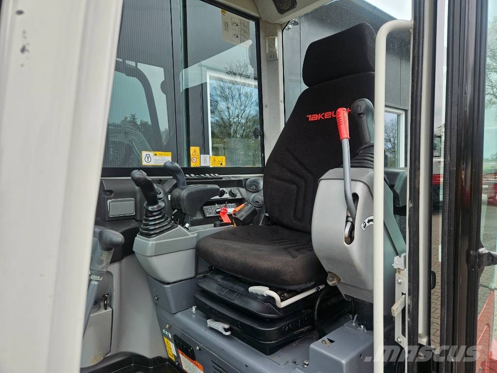 Takeuchi TB260 stage V Midigravere 7 - 12t