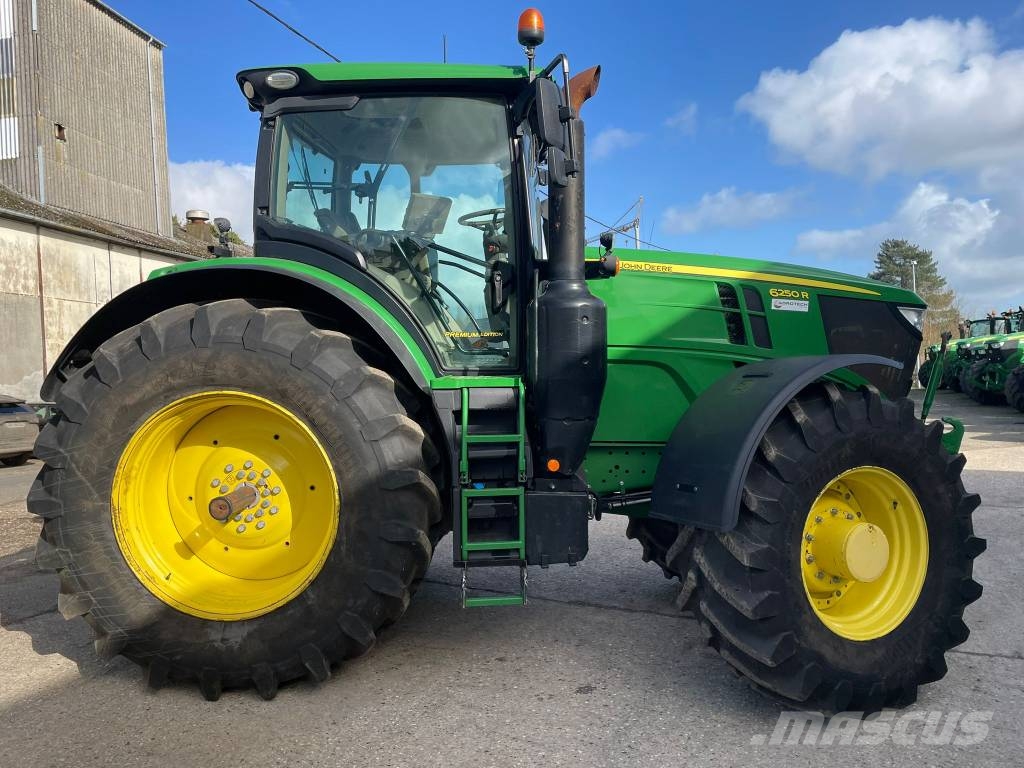 John Deere 6250 R Tracteur