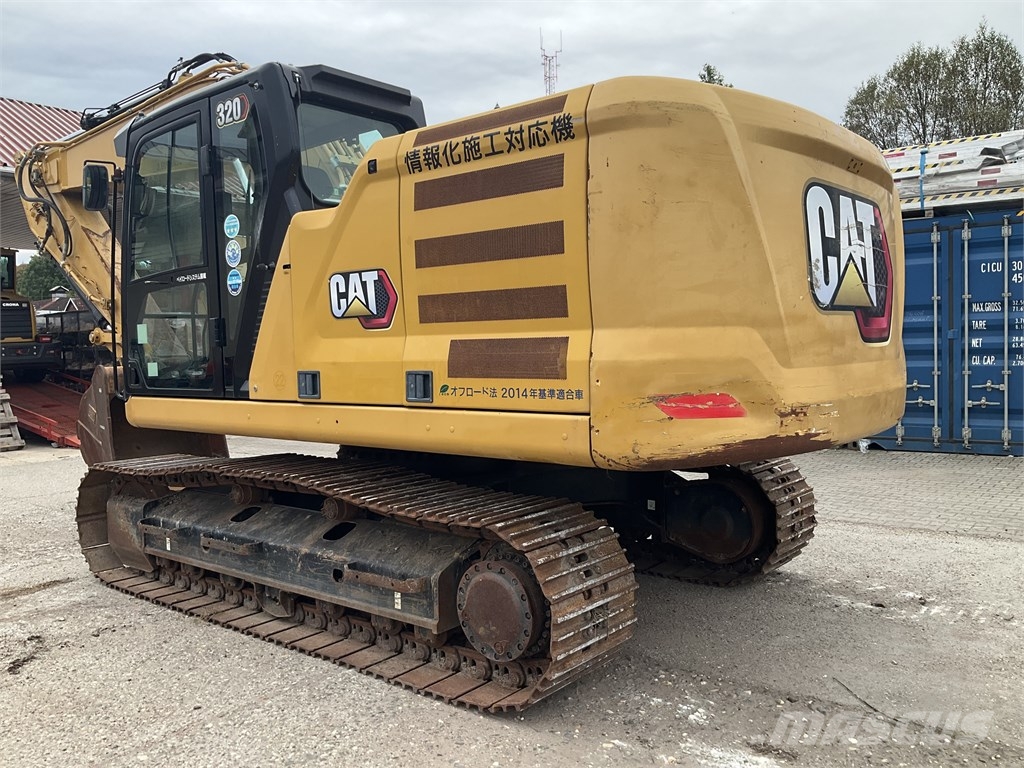 Pásový bagr Caterpillar 320, bagr 320 Pásové rýpadlá
