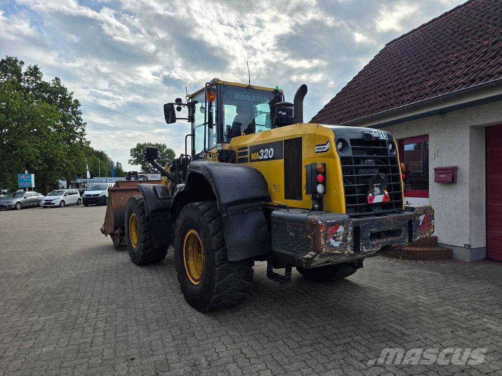 Komatsu WA 320-7 Radlader