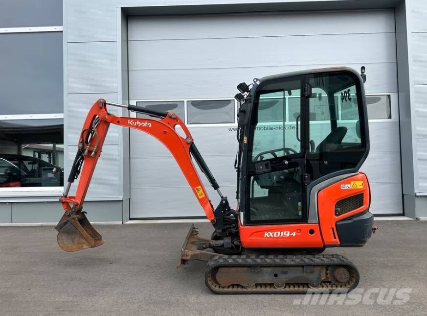 Kubota KX 019-4 Minikaivukoneet < 7t