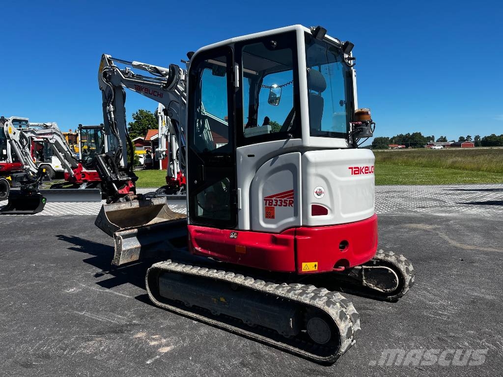 Takeuchi TB 335 R Minigraafmachines < 7t