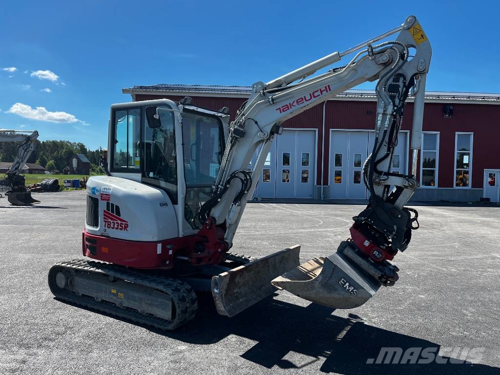 Takeuchi TB 335 R Minigraafmachines < 7t