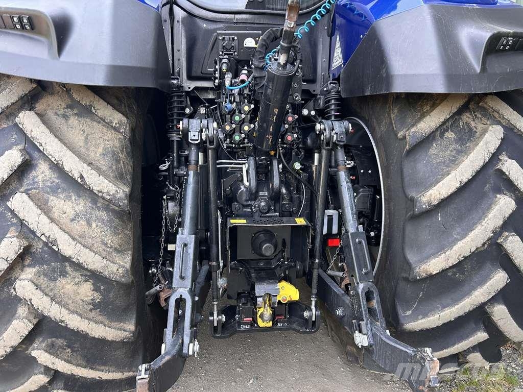 New Holland T7.315 PLMi Blue Power Trattori