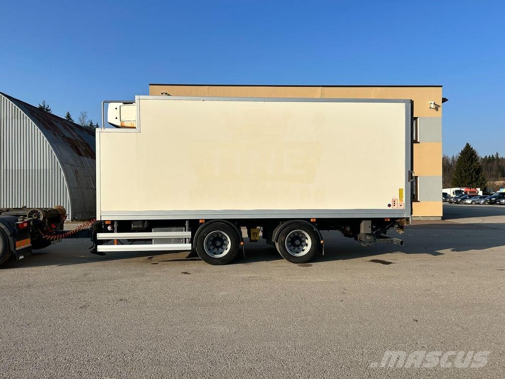 HFR KK18 + CARRIER SUPRA 750 Remolques con temperatura controlada