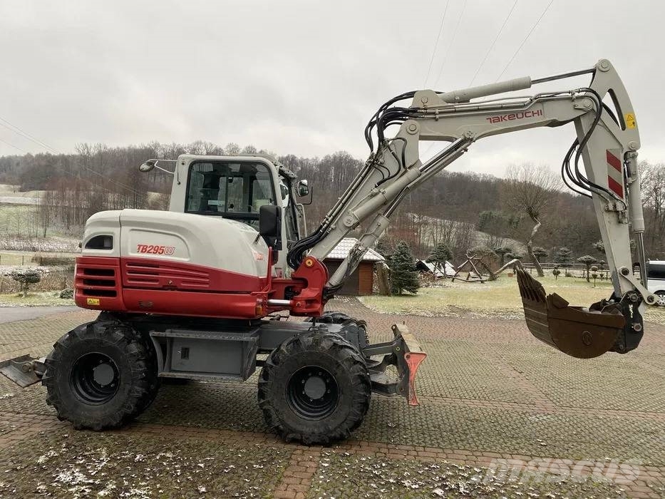 Takeuchi TB 295 轮式挖掘机