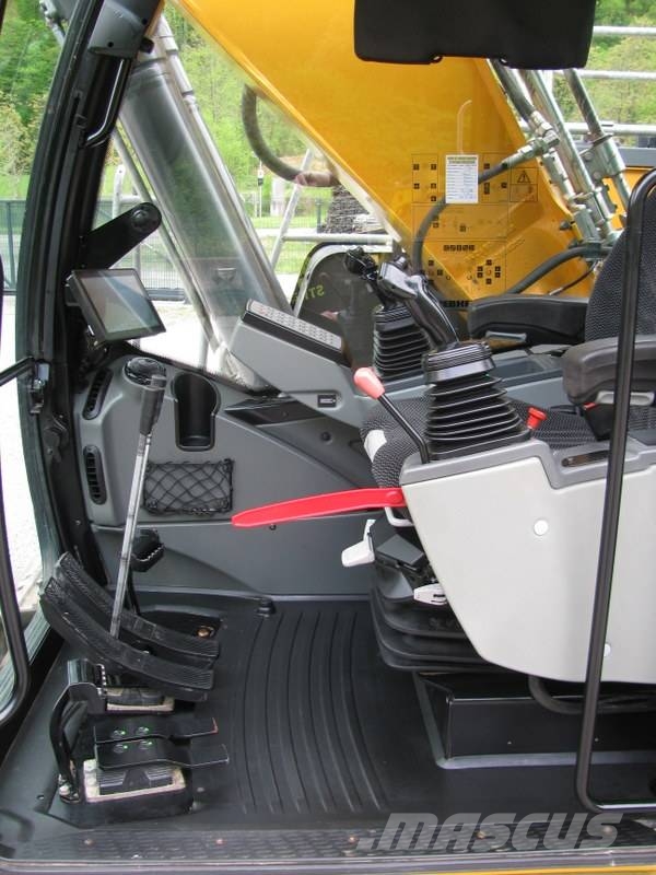 Liebherr R922 LC 1 izkopna žlica Likufix Bagri goseničarji