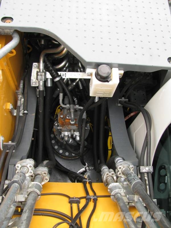 Liebherr R922 LC 1 izkopna žlica Likufix Bagri goseničarji