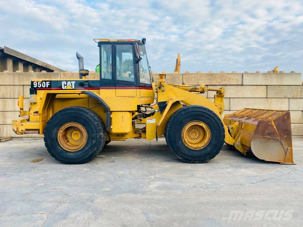 CAT 950 F II لوادر بعجل