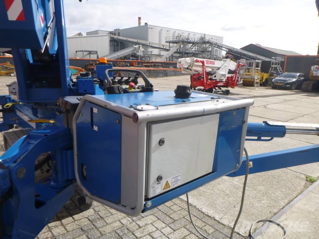 Teupen LEO 21GT Teleskoplifte