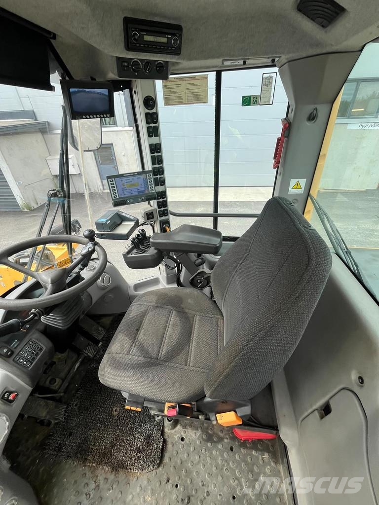 Volvo L110G Pyöräkuormaajat