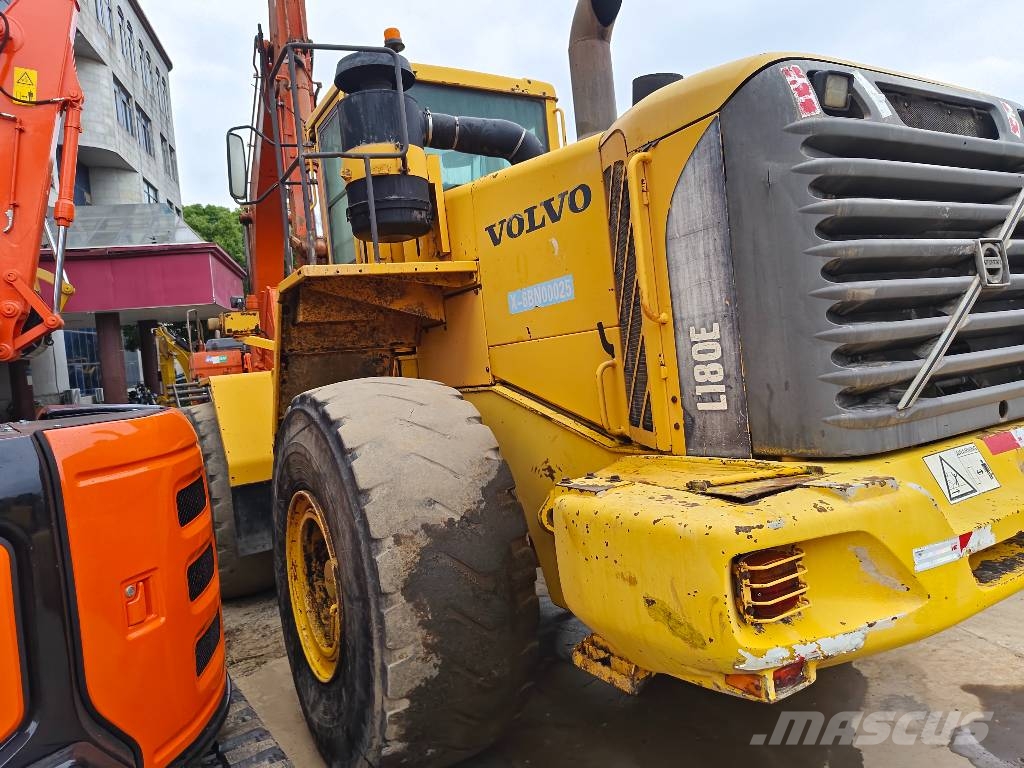 Volvo L 180 E Rataslaadurid