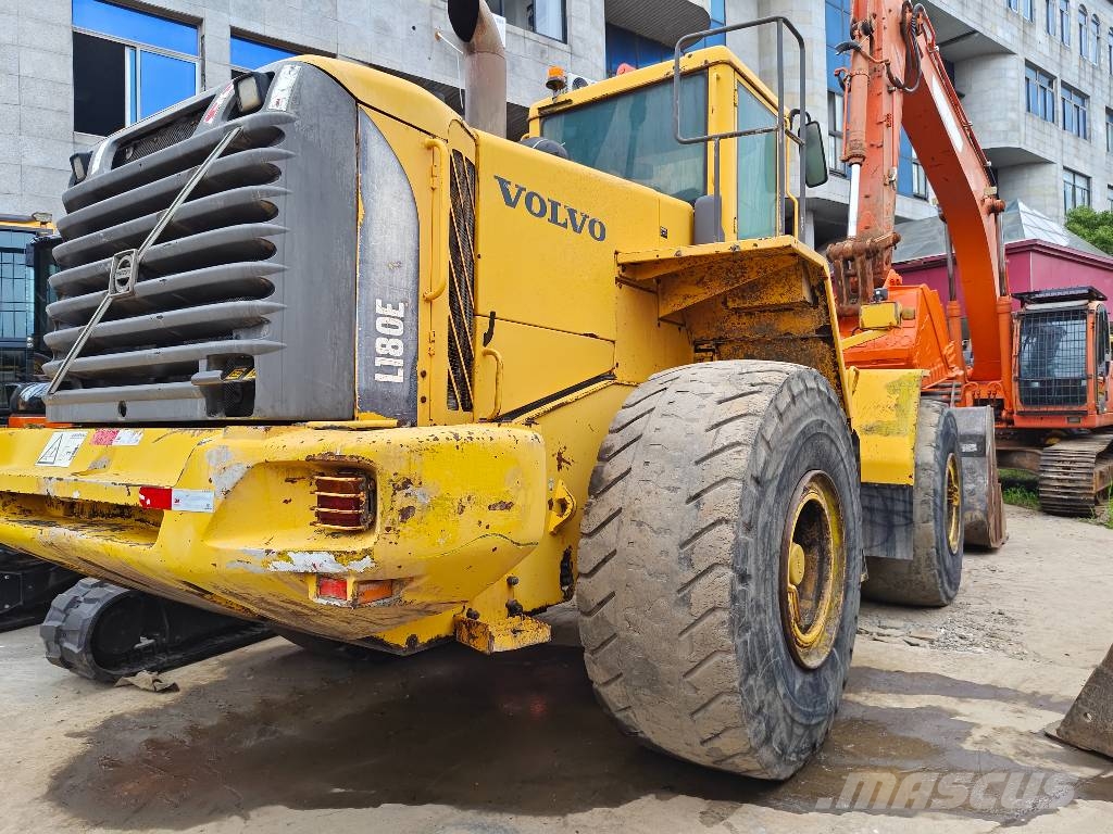 Volvo L 180 E Rataslaadurid