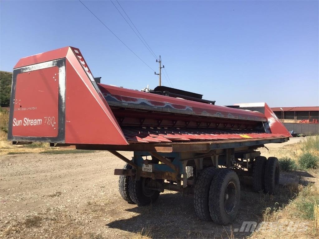 Rostselmash RSM 161 Kombinované zberacie stroje