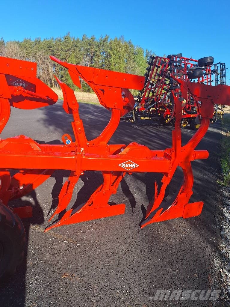 Kuhn Vari-Master 123 NSH Wentelploegen