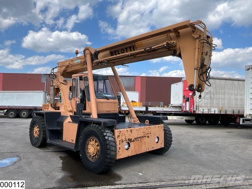 Belotti B81V/2 12 mtr Dieseltrukit