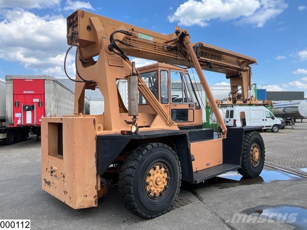Belotti B81V/2 12 mtr Dieseltrukit