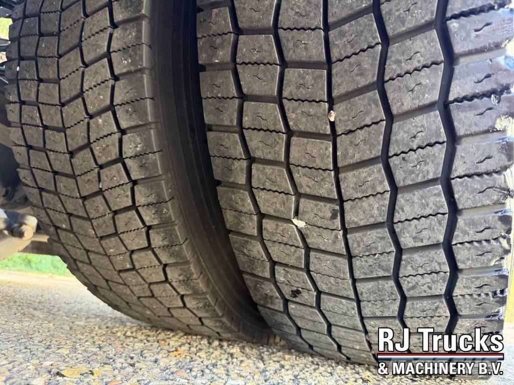 Renault T480 HIGH - Retarder | Smart Tacho V2 | Side Skirt Tractor Units