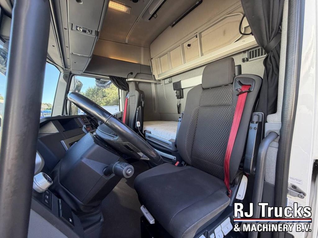 Renault T480 HIGH - Retarder | Smart Tacho V2 | Side Skirt Tractor Units