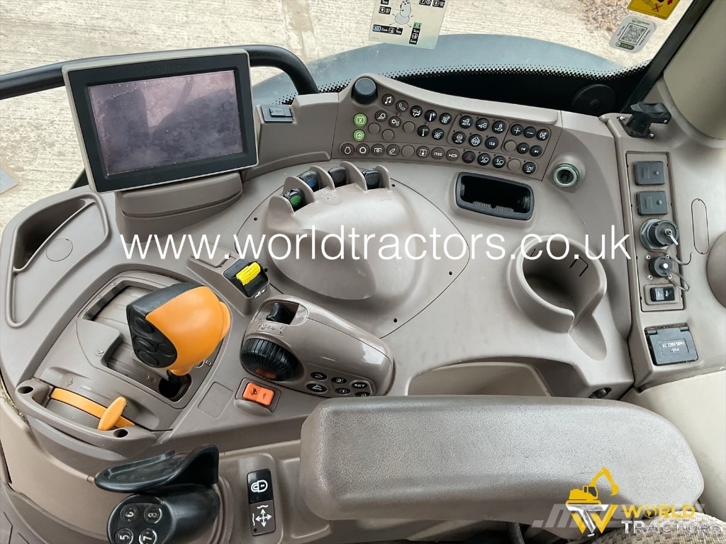 John Deere 6155 R Traktoriai
