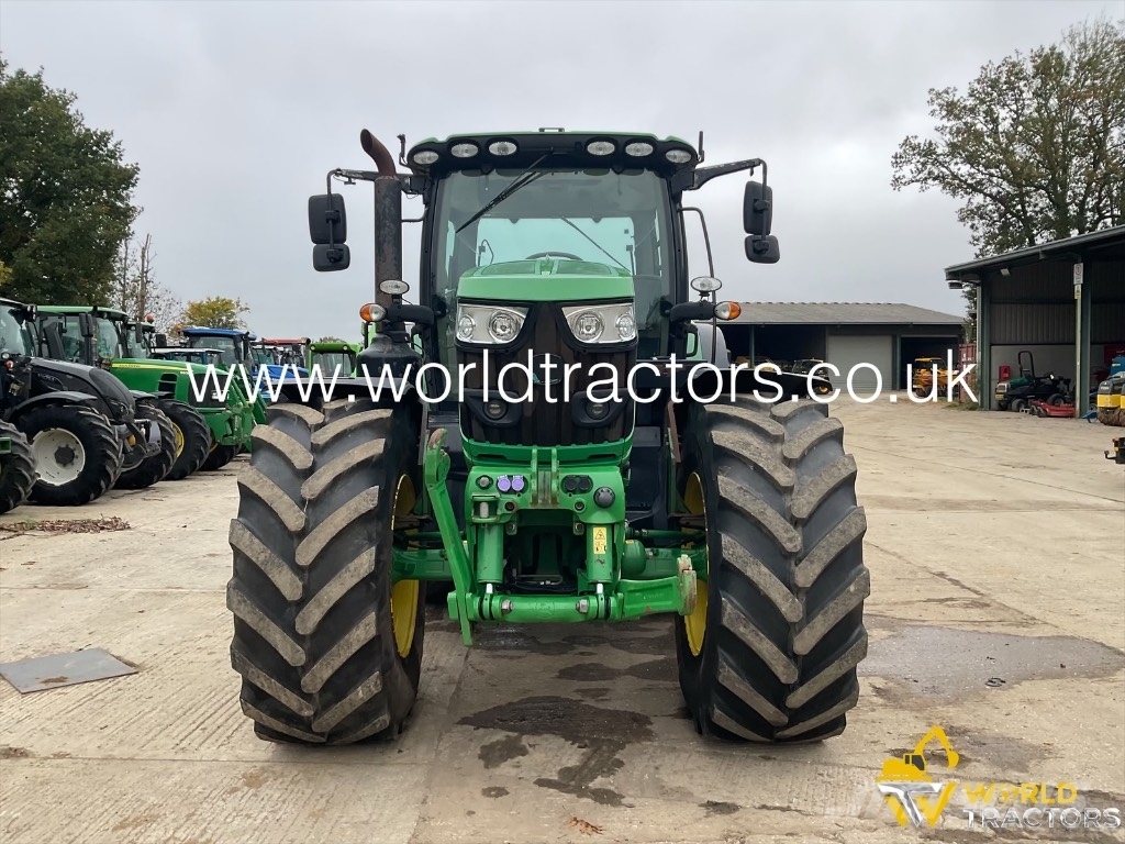 John Deere 6155 R Traktoriai
