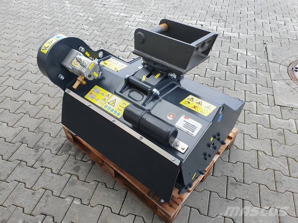 Seppi M. Seppi M. H3 085 Schlegelmulcher Mulcher MS03 DEMO Klepelmaaiers