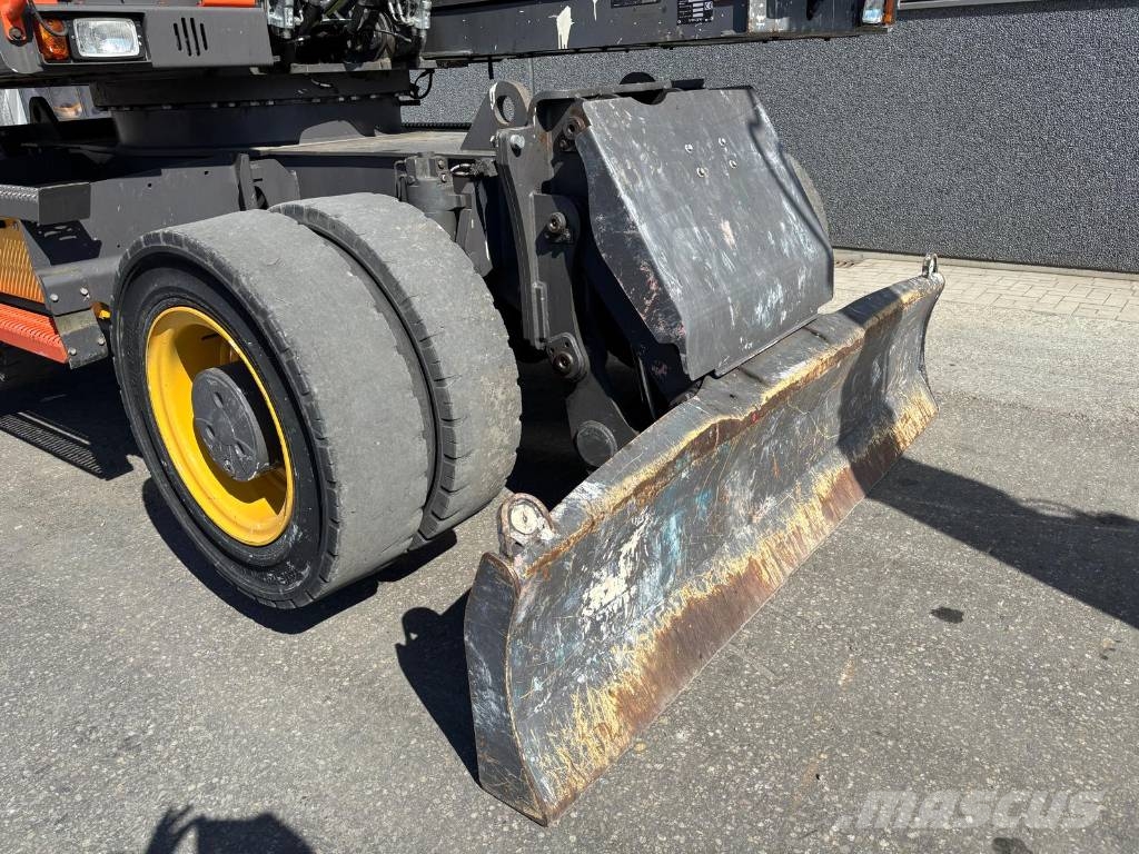 Volvo EW 160 E ELEVATING CAB Atliekų / pramoniniai krautuvai