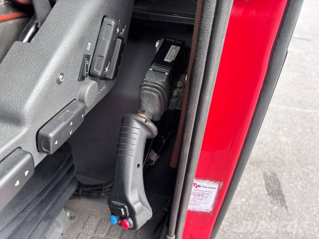 Volvo FH16 6x4 HMF 2220, vl laite+ vetopöytä lava Tovornjaki z žerjavom