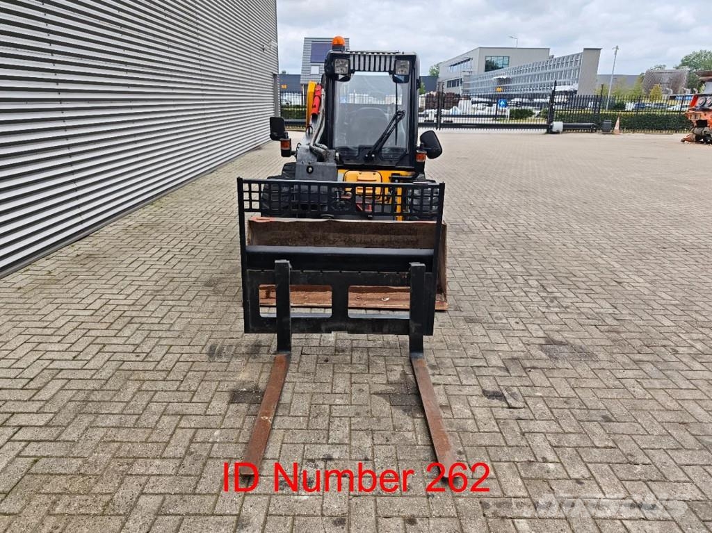 JCB 190 HF Bucket + Forks! Kompaktrakodók